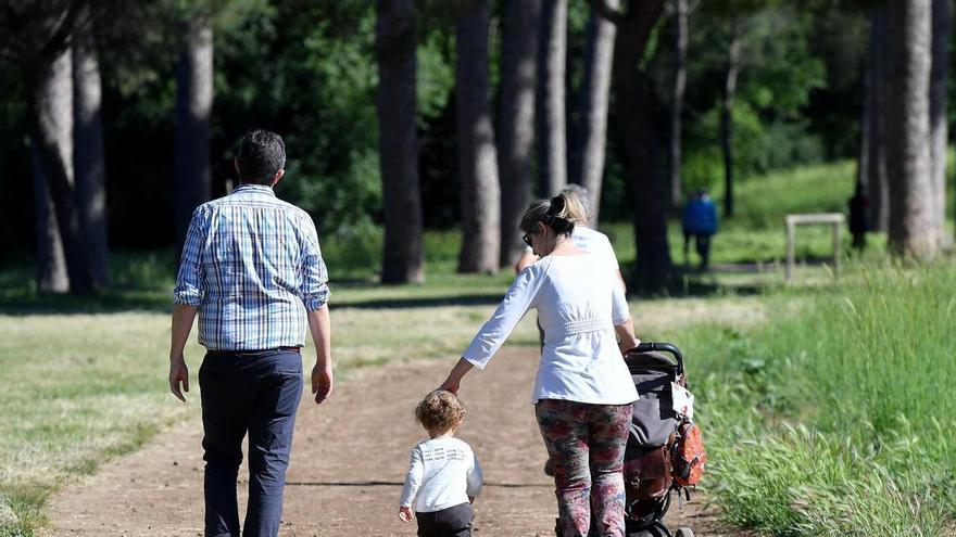 Ya es oficial: cambia la norma para facilitar que las familias numerosas andaluzas sigan con ayudas hasta que los hijos tengan 26 años