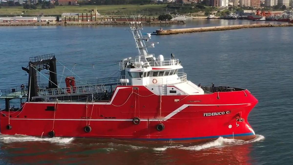 El 'Federico C', de Pesquera Veraz, durante las pruebas de mar antes de su entrega.