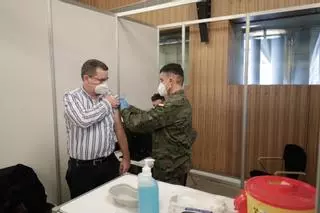 La ayuda de los militares, clave para «agilizar» la vacunación en Baleares