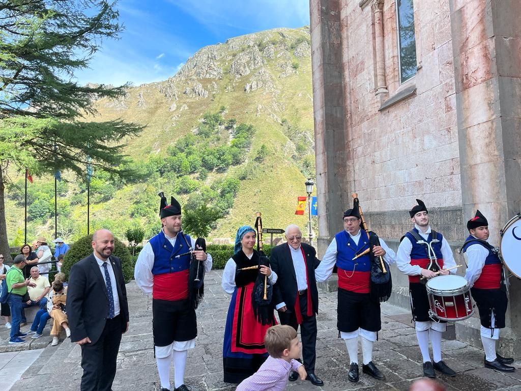 Mensajeros de la Paz celebra su 60 cumpleaños en Covadonga