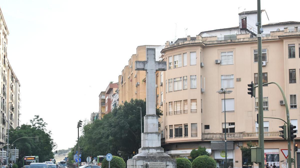 Cruz de los Caídos, en Cáceres.