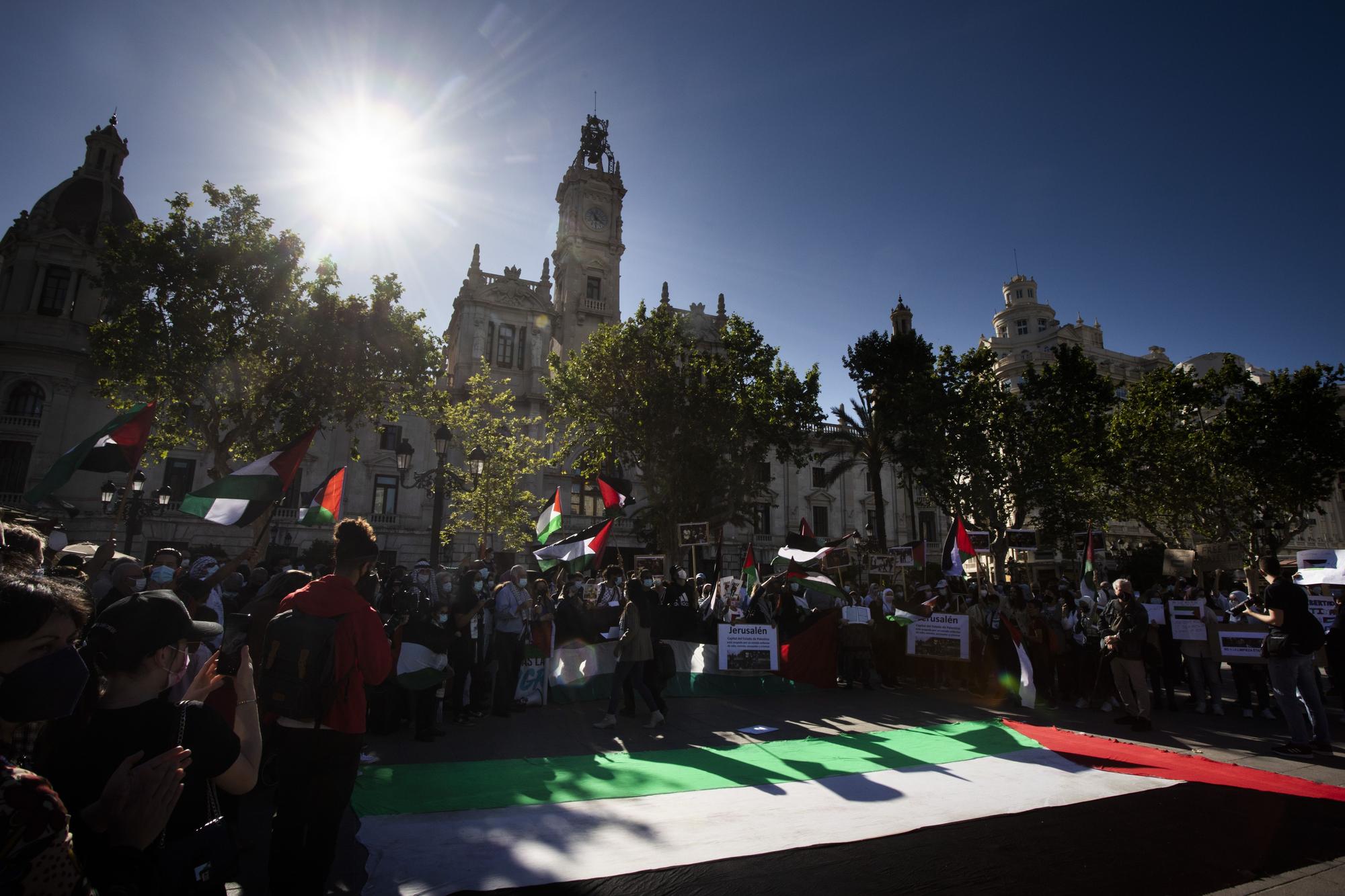 Protesta en València contra los bombardeos israelíes en Gaza y los desahucios en Jerusalén Este