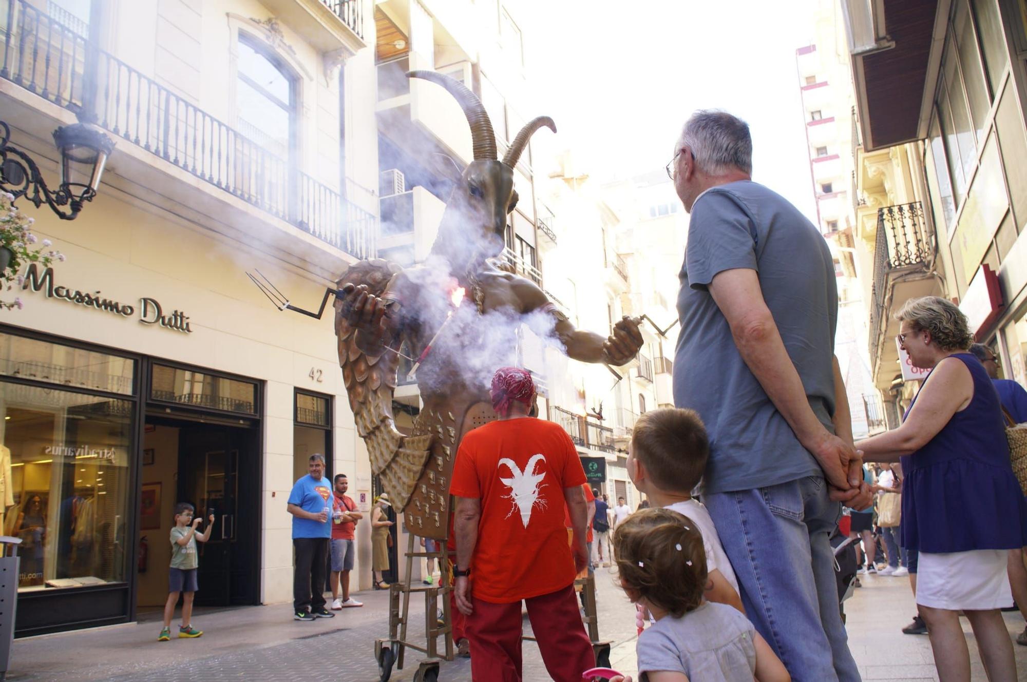 Castelló celebra la XXII Trobada de Bèsties de Foc