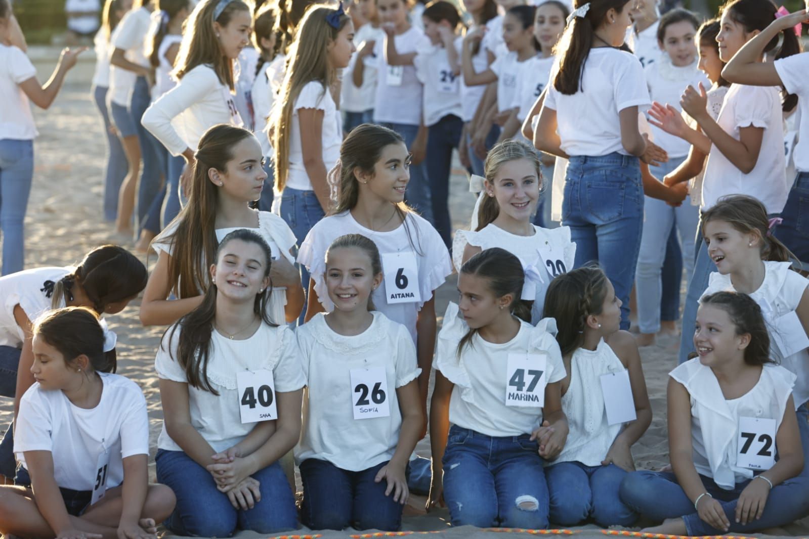 La fiesta playera de las candidatas a Fallera Mayor Infantil de València 2024