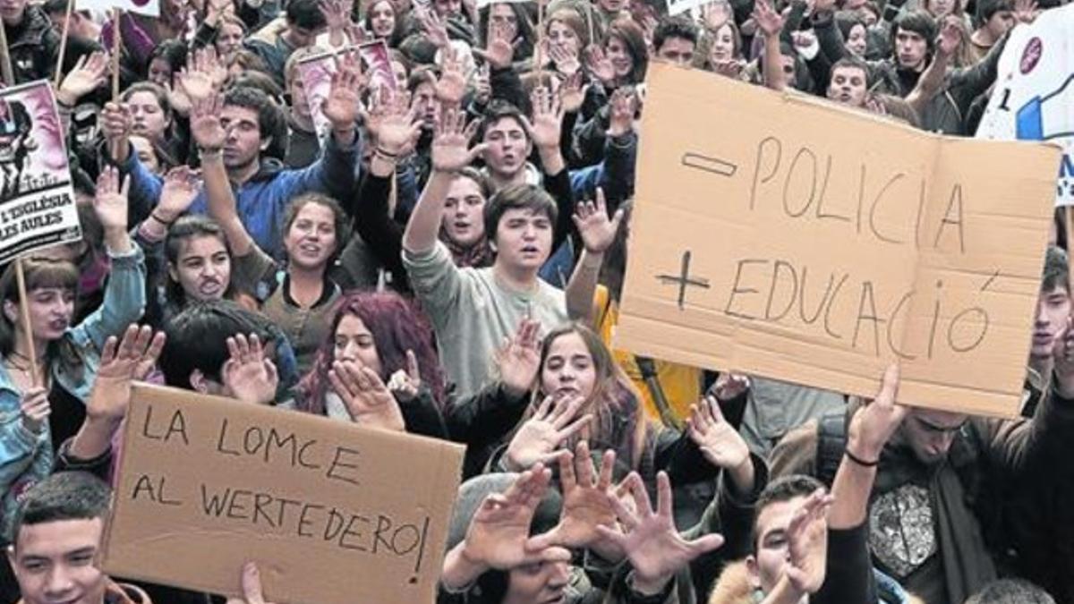 Protesta contra la LOMCE, el pasado 27 de febrero, en Barcelona.