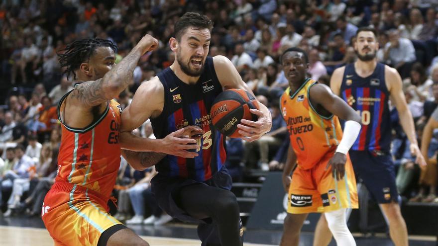 El Barça pasa por encima del Valencia y se cita con el Unicaja