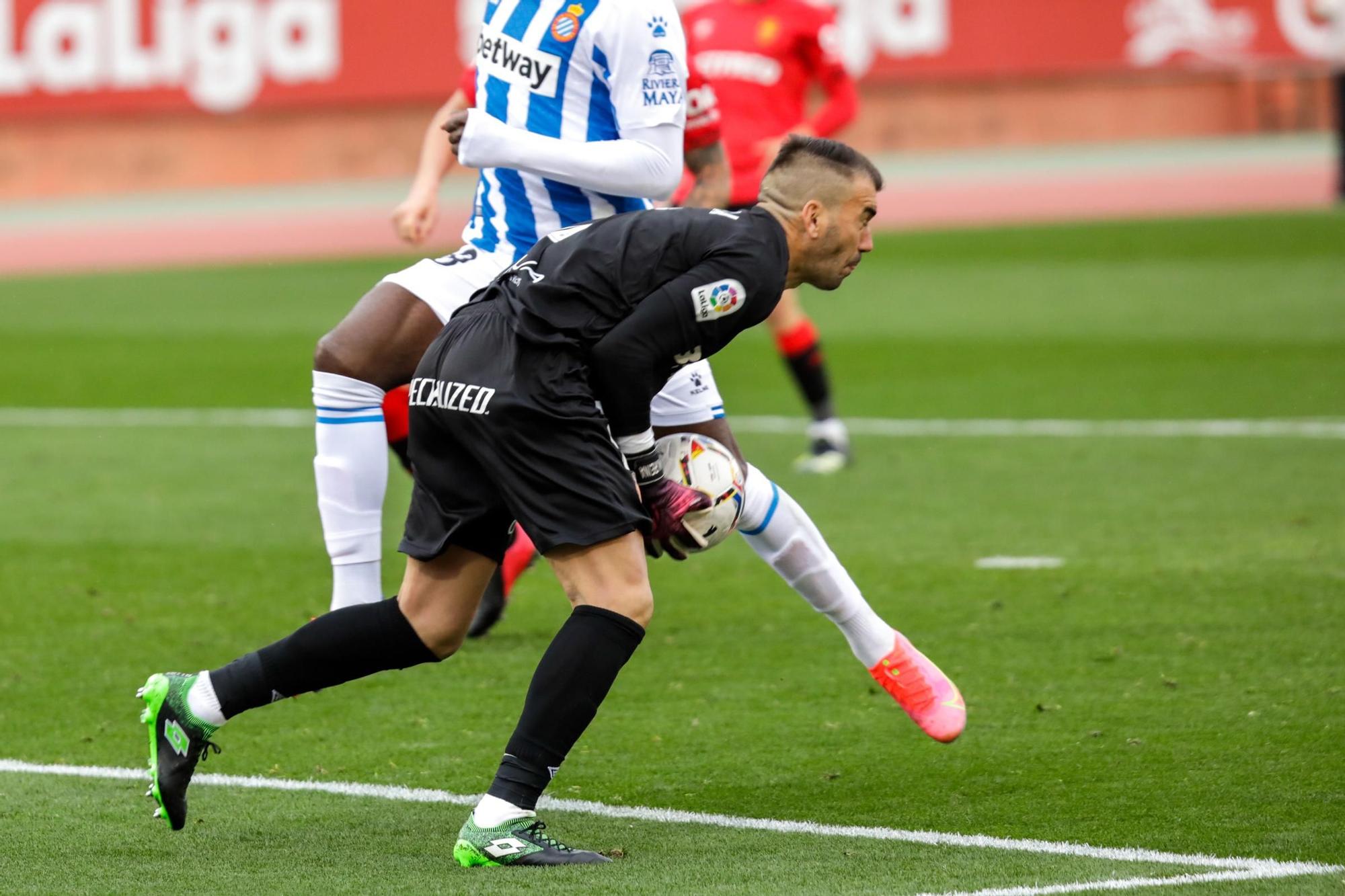 El Mallorca perdona al Espanyol y pierde