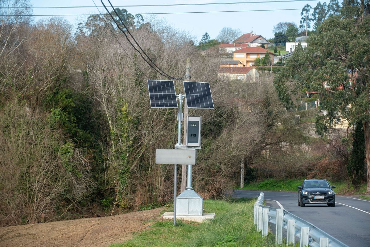 La DGT activa un nuevo radar en una carretera que une Oleiros, Cambre y Abegondo