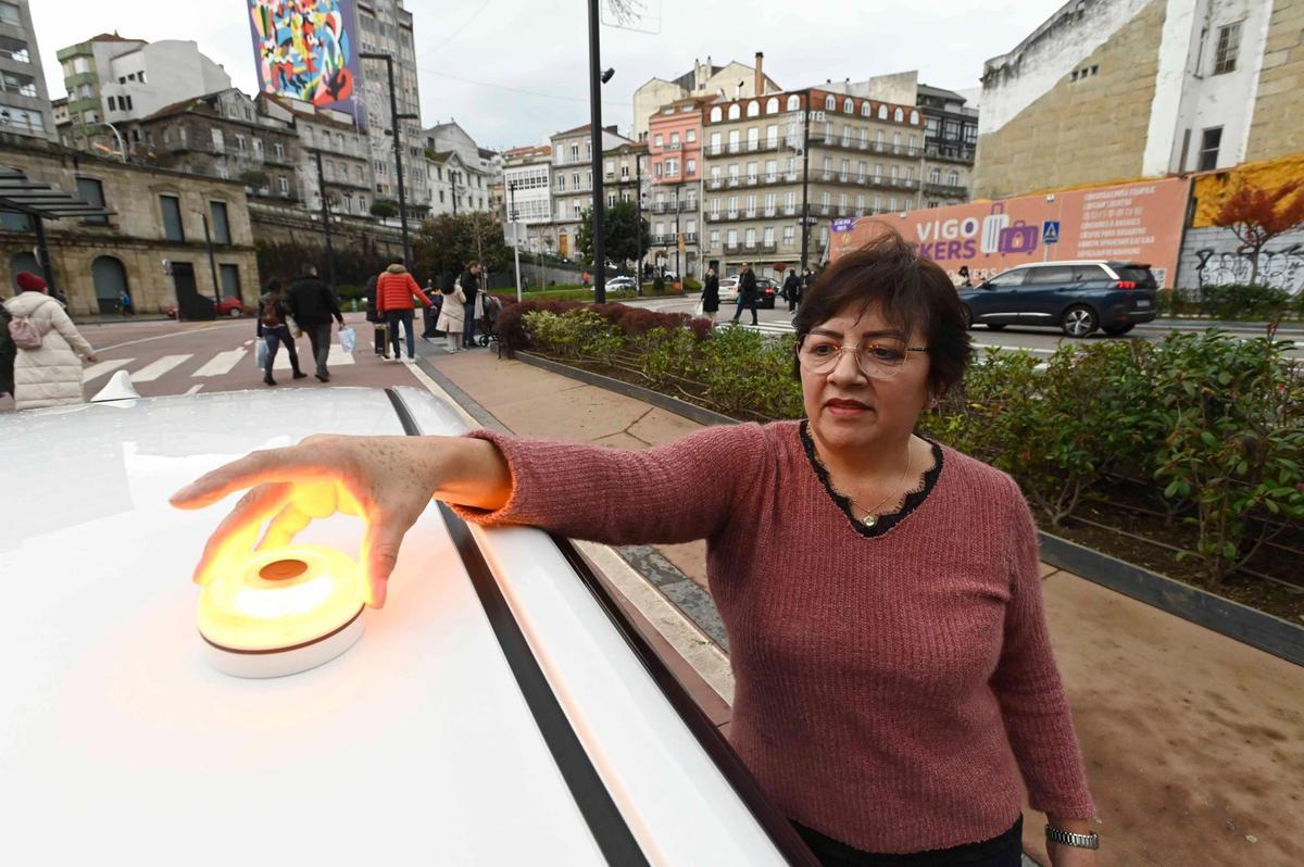 Conductores gallegos que ya usan la baliza V-16