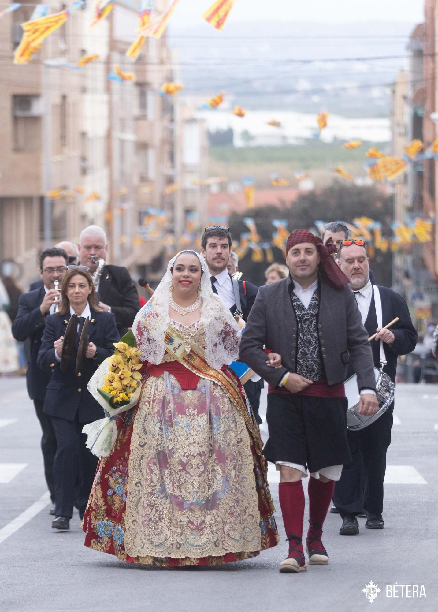 Bétera celebra la Ofrenda a la Mare de Déu de las Fallas de 2023