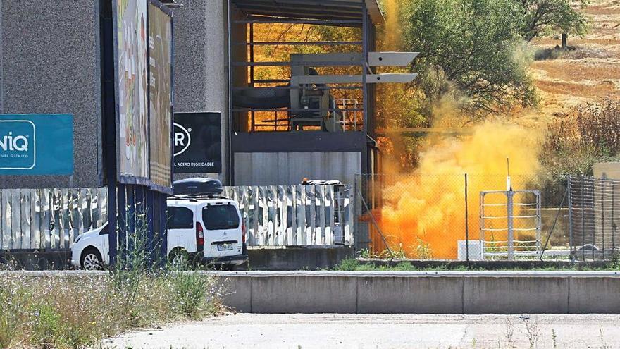 Ensurt per un foc en una indústria de Sant Fruitós