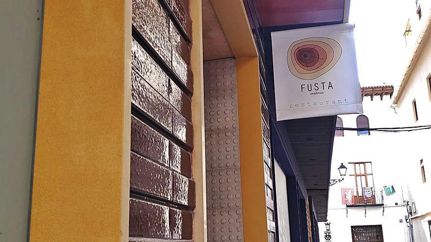 La fachada del restaurante Fusta de Gandia, que ha recibido un &quot;solete&quot; | LEVANTE-EMV