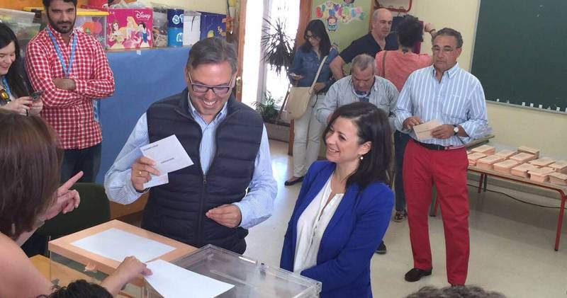 Imágenes de la jornada electoral en Extremadura