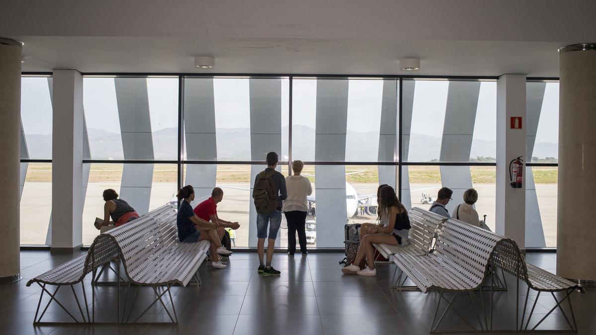 Usuarios del aeropuerto de Castellón.