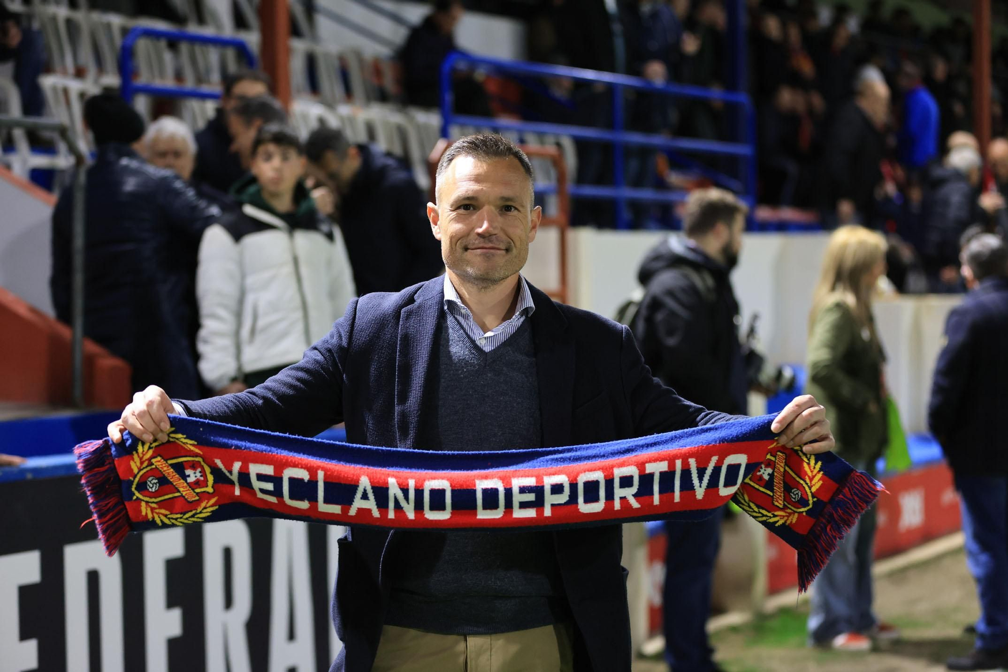 El derbi regional entre el Yeclano Deportivo y el Real Murcia, en imágenes