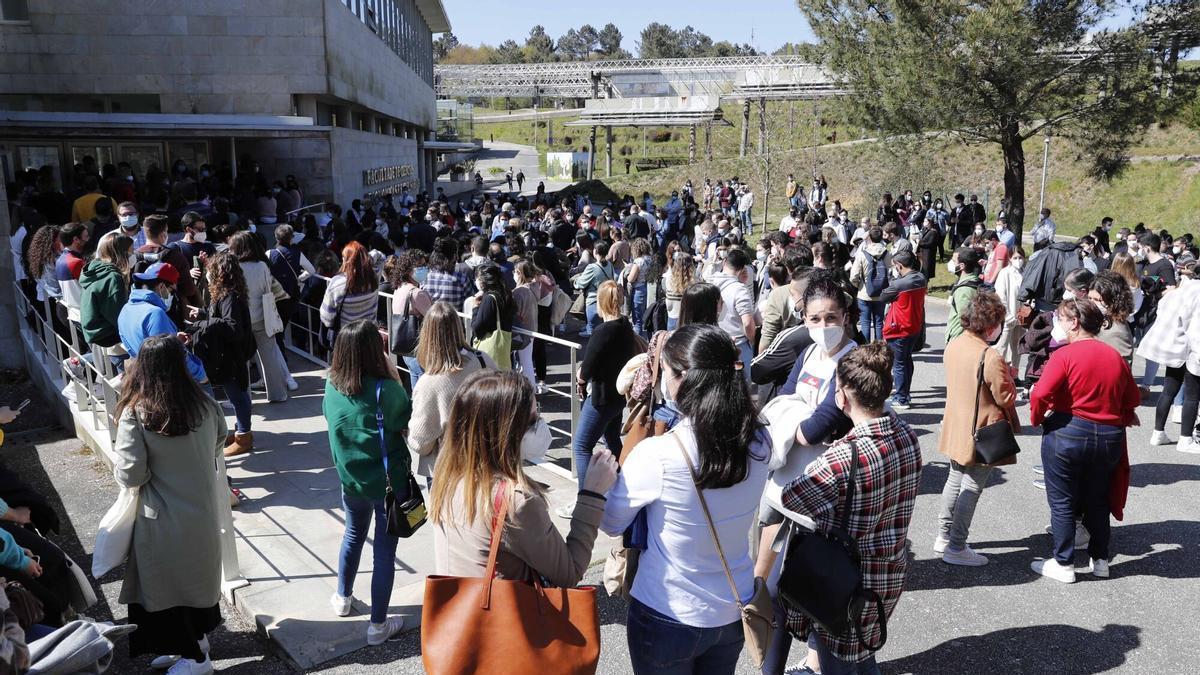 Pruebas de examen MIR en Marcosende.