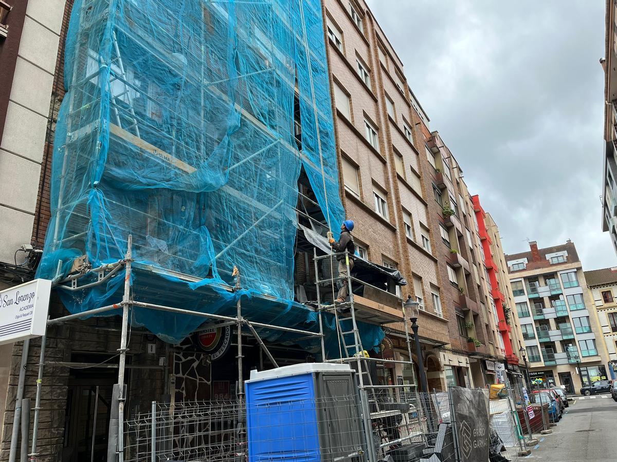 La obra en la calle La Playa donde sucedieron los hechos