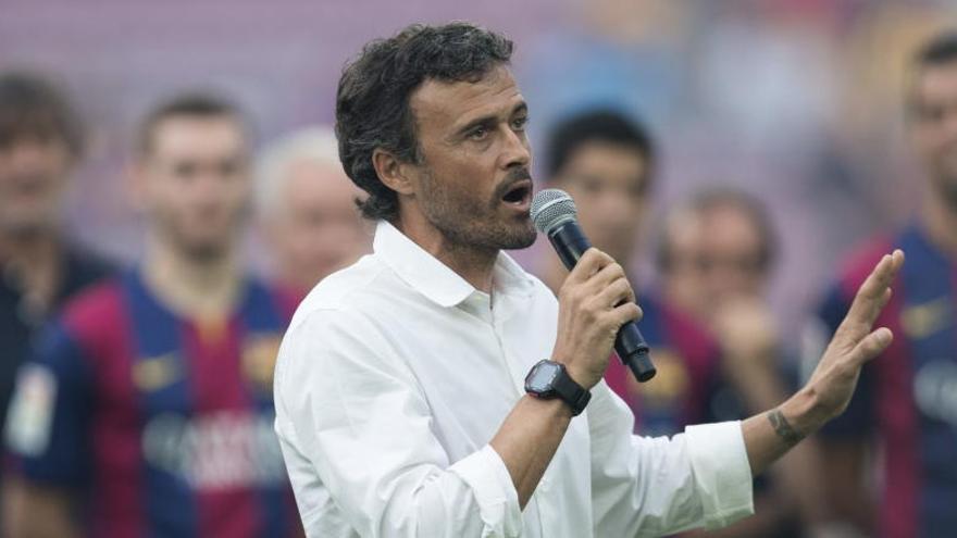 Luis Enrique, davant els juadors