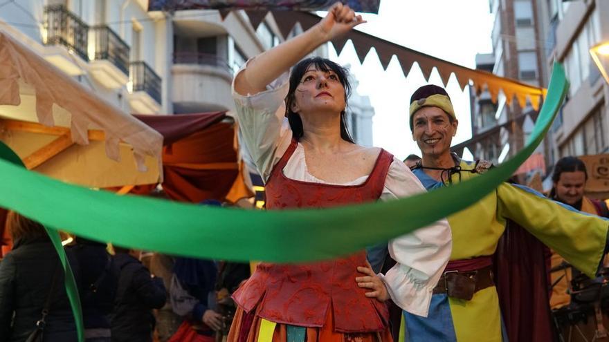 Los espectáculos forman parte del mercado medieval que se instala en Vila-real por las fiestas fundacionales.