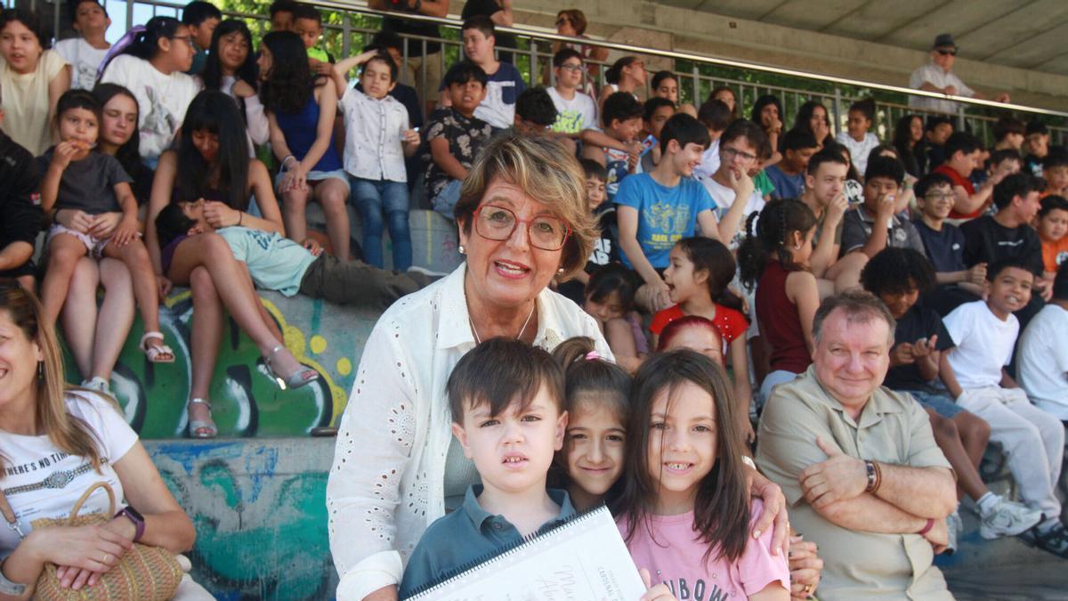 El colegio Cardenal Cisneros despide a la profesora Marila Abad en un emotivo acto