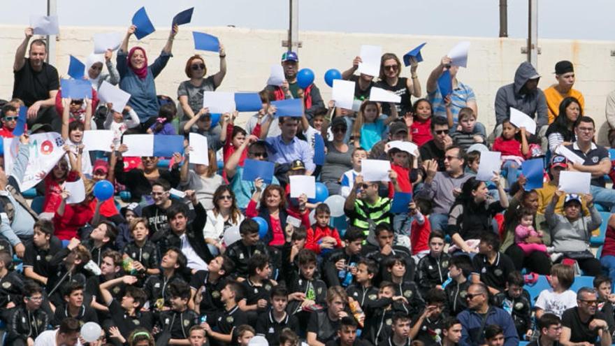 Aficionados en Fondo Norte durante un partido de esta temporada