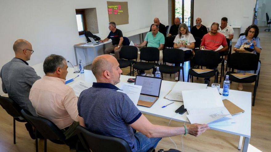 Pleno del Craega celebrado en Vilanova.