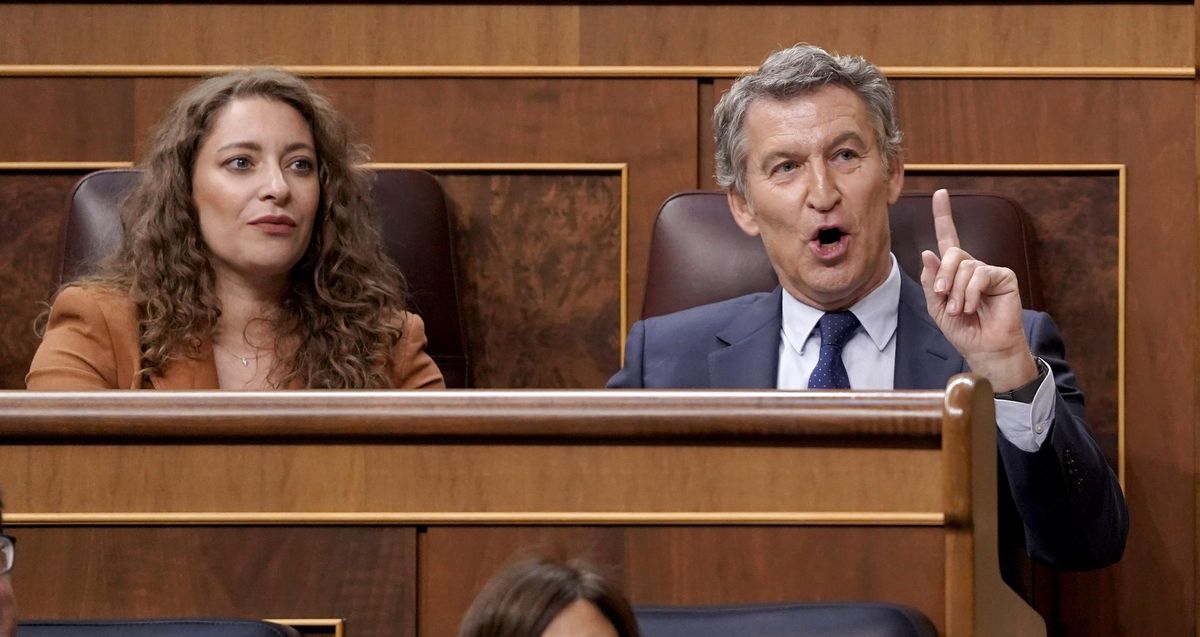 Esther Muñoz y Alberto Núñez Feijóo. Comparecencia de Pedro Sánchez en el Congreso.