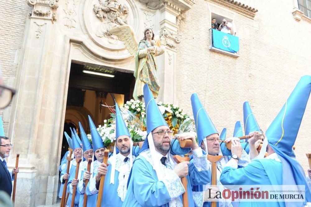 La procesión del Amparo a su salida de San Nicolás