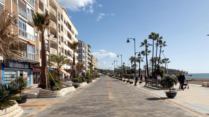 Último tramo de la avenida de España en Estepona.