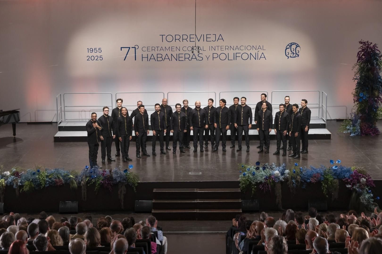 Así fue la clausura del Certamen de Habaneras en Torrevieja