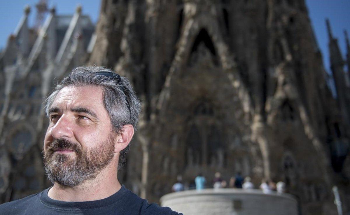 Andrea Sansone, pintor y escultor italiano, conocido por sus carros de la Festa della Bruna de Matera, actual capital europea de la cultura.