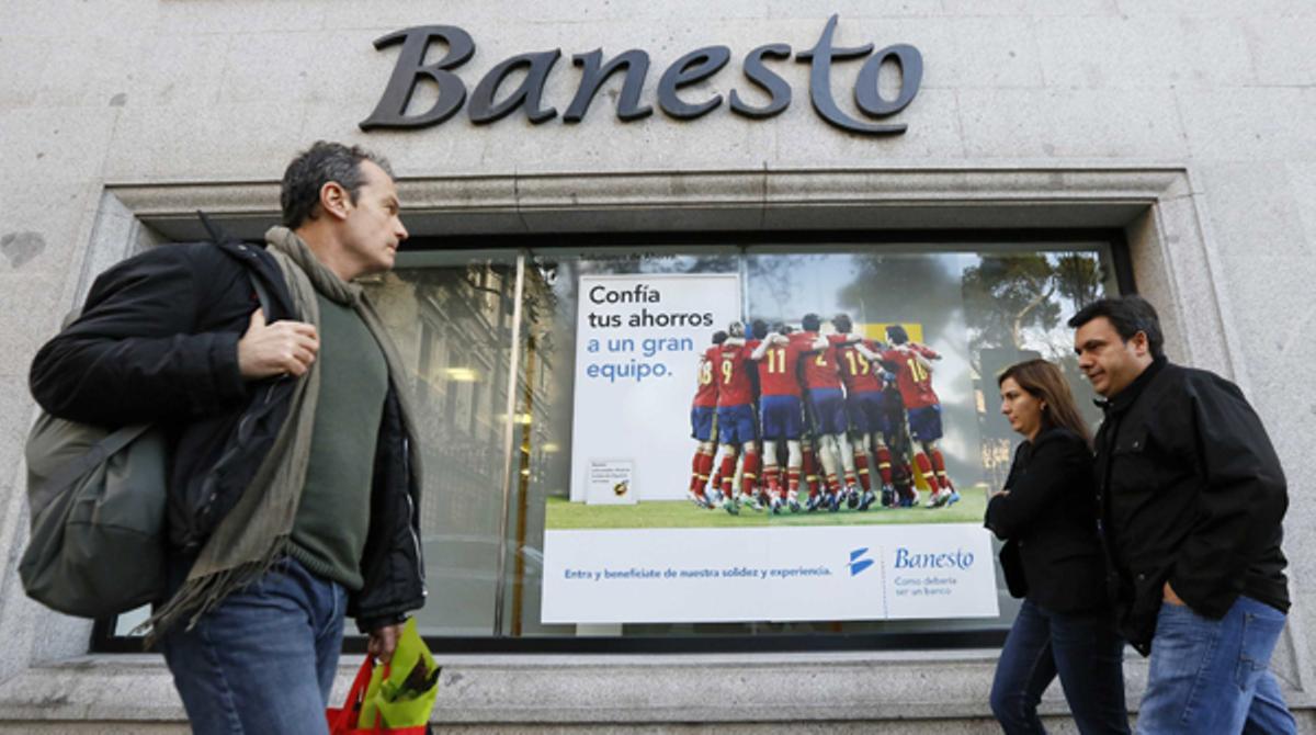 Santander absorbirà Banesto i tancarà 700 oficines.
