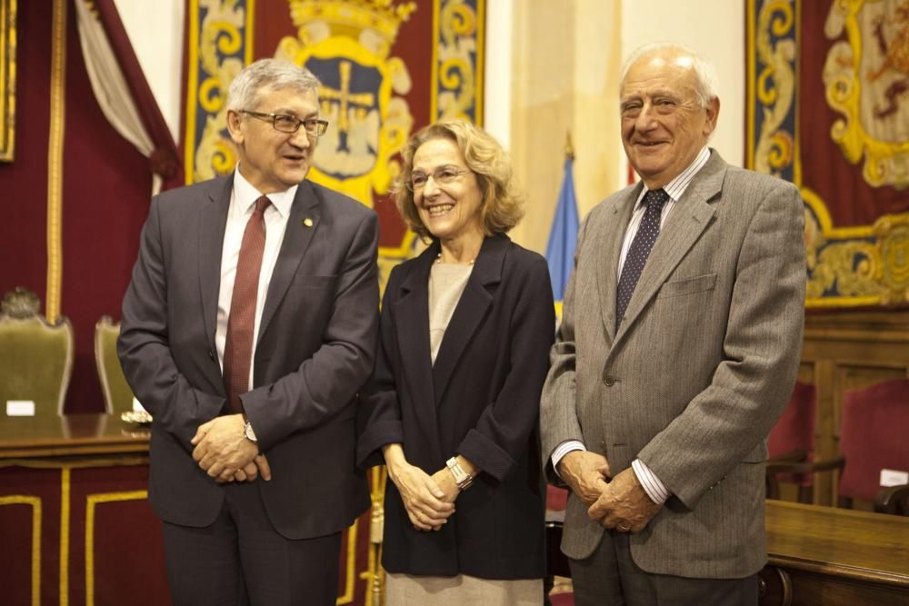 Toma de posesión de María Paz Andrés como Defensora del Universitaria.