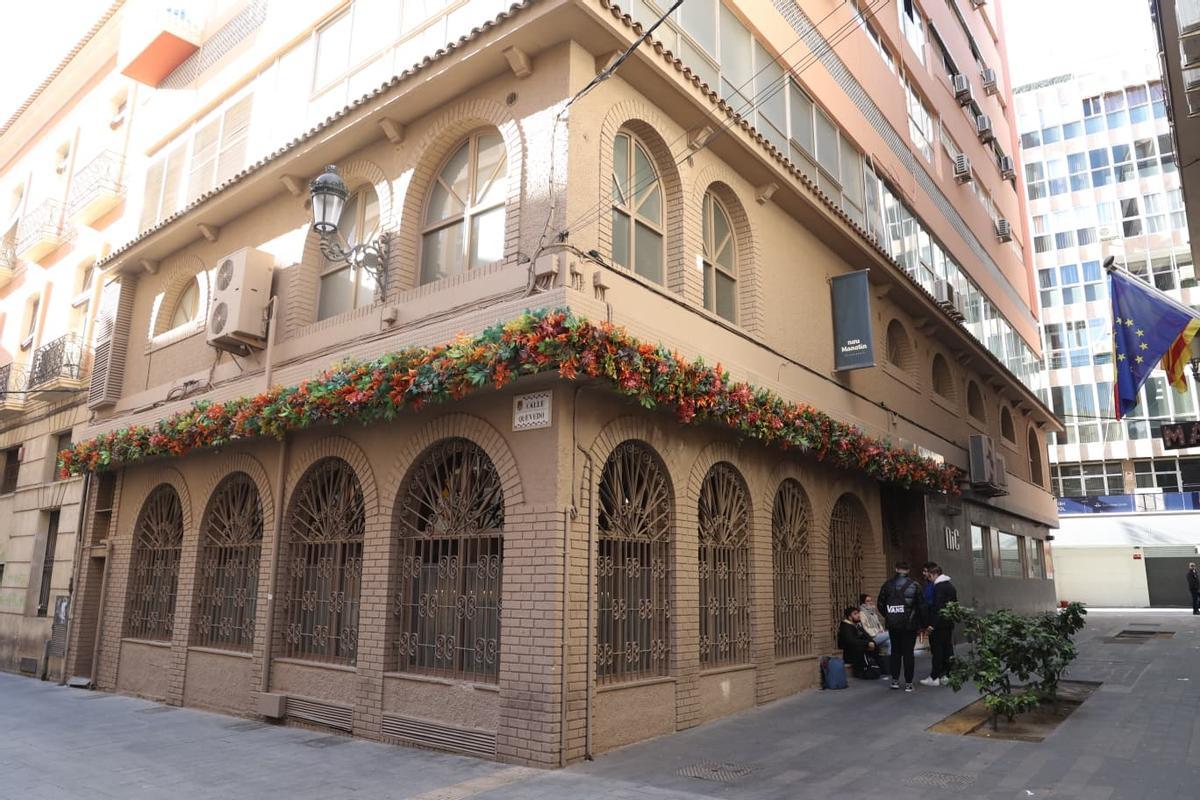 Fachada del Nou Manolín