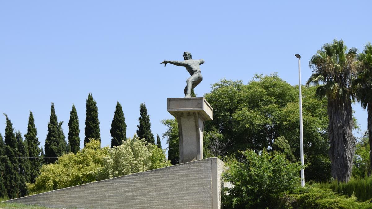 Monument als Pilotaris en Genovés