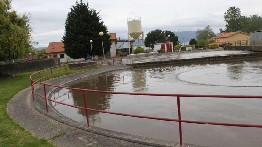 Estación depuradora de Cangs. // S.Álvarez