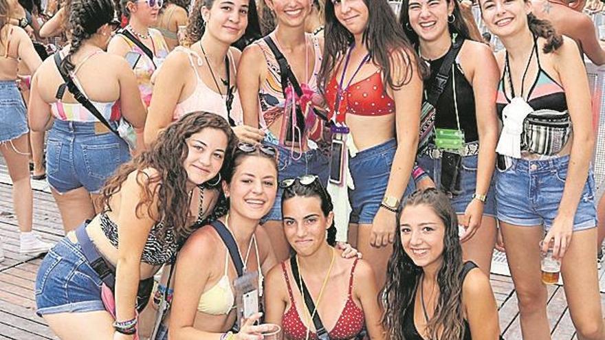 El Arenal Sound pulsa el &#039;play&#039; de los conciertos tras masivas prefiestas