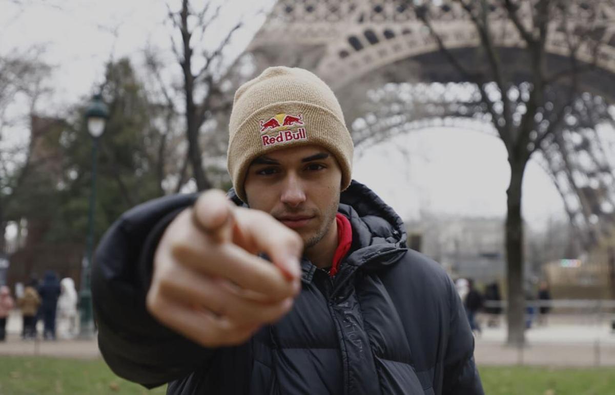 ALBERTO GINÉS EN PARÍS.