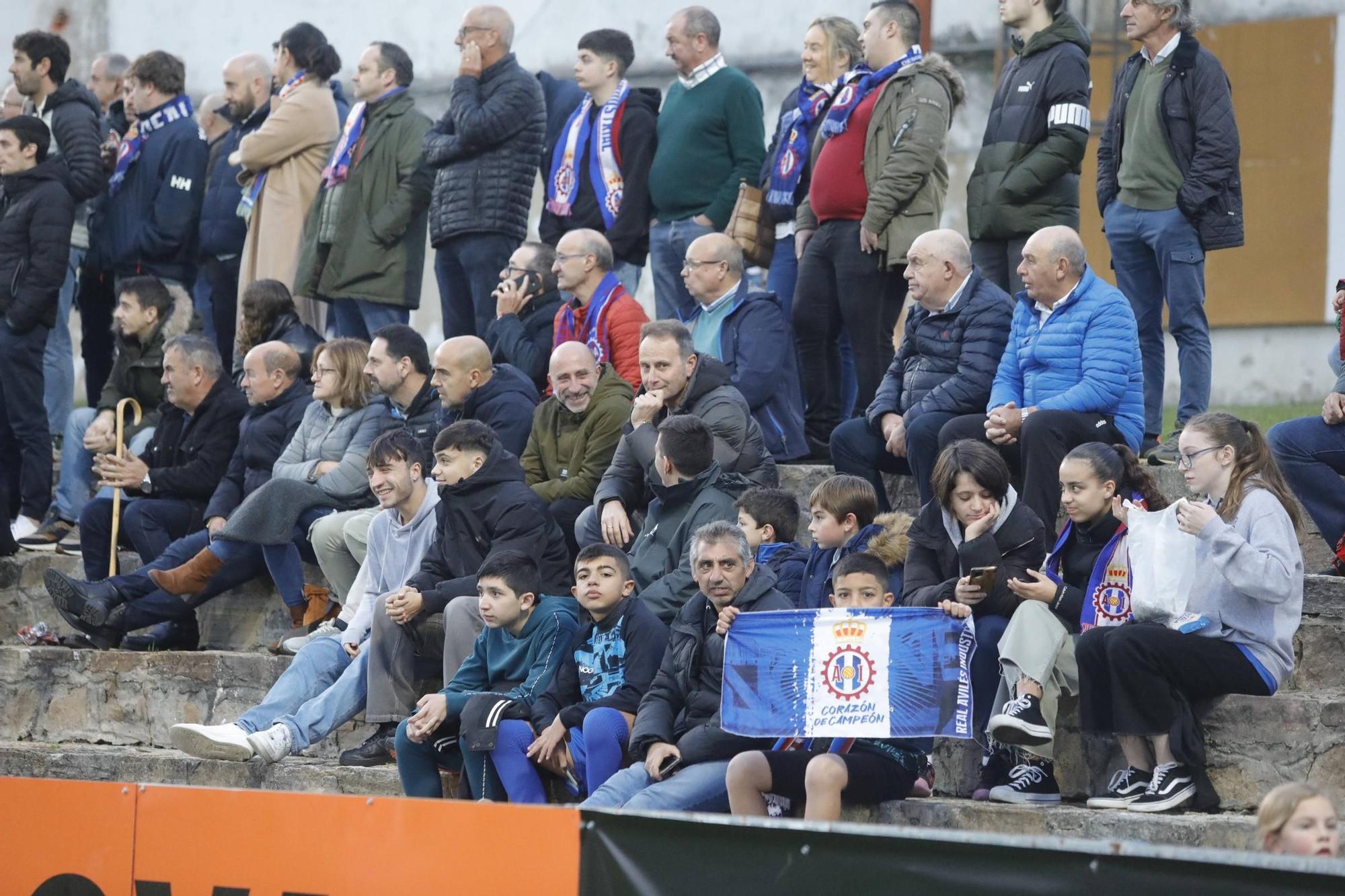 EN IMÁGENES: Así ha sido el derbi comarcal entre Marino y Avilés (0-0)