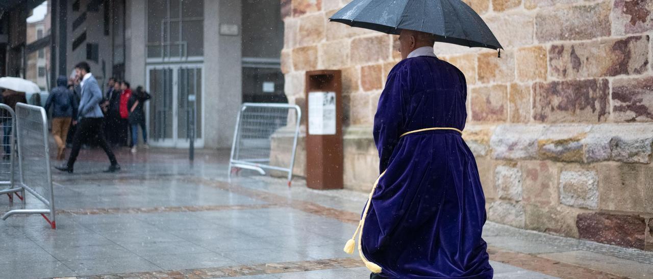 La procesión de la Vera Cruz también se suspende con el fin de salvaguardar el patrimonio