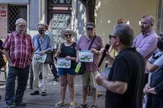 El calor veraniego aviva el debate sobre la falta de zonas verdes en L’Hospitalet