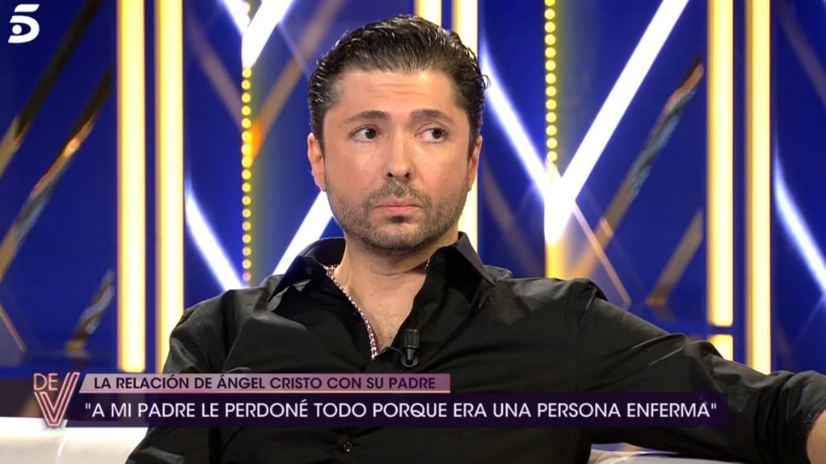 Ángel Cristo Jr. reaparece por sorpresa para hablar de su divorcio a pocos meses de casarse: "No está bien"