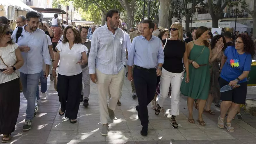 Así ha sido la visita del ministro Óscar Puente a la Fira y la estación de tren de Xàtiva