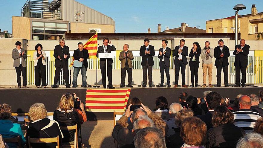 Presentació dels alcaldes comarcals del PDeCAT durant la campanya electoral del 2019.