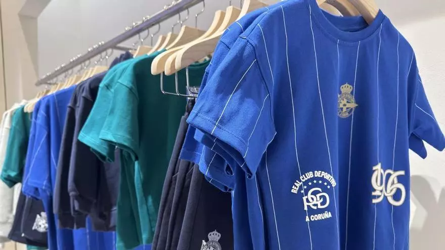 Zara y el Deportivo lanzan una colección de ropa de niños: camisetas, sudaderas y bolsas con el nuevo escudo
