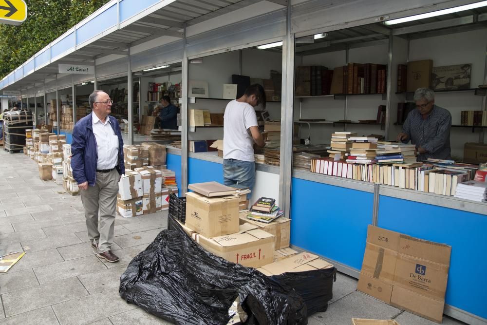 Arranca la feria del libro antiguo en los jardines de Méndez Núñez