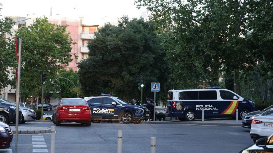 Tragedia en Cáceres: muere un joven en una pelea con armas blancas en un parque