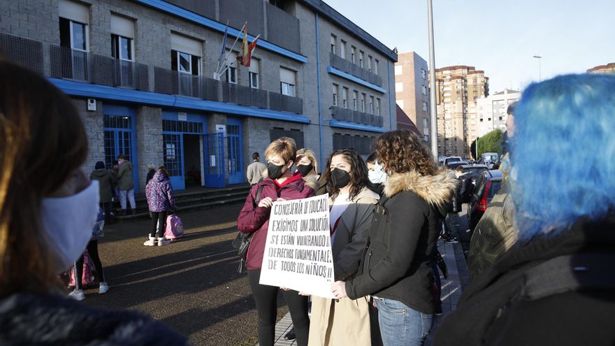 Alivio en las familias del colegio Santa Olaya tras el fallo contra el Principado por no dar recursos