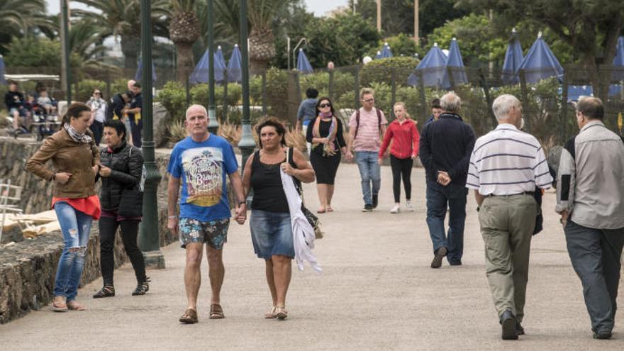 Canarias acude a la ITB de Berlín para intentar romper el &quot;estancamiento&quot; del turismo alemán