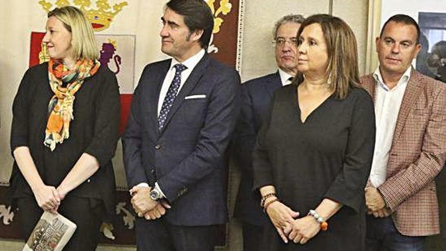 Desde la izquierda, Blanco, Suárez-Quiñones, Reguera, Rodríguez Maseda y Requejo.